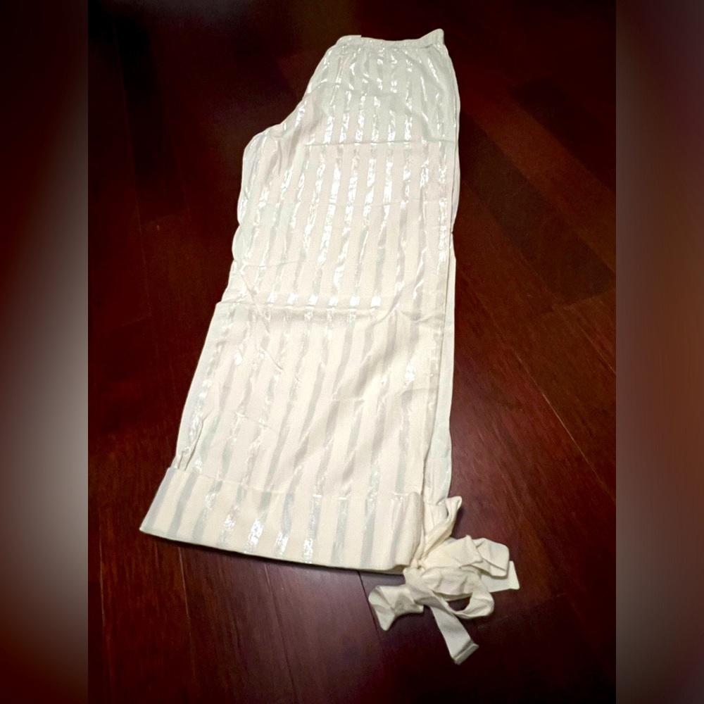 NWT: Gap PJ pant , white M size